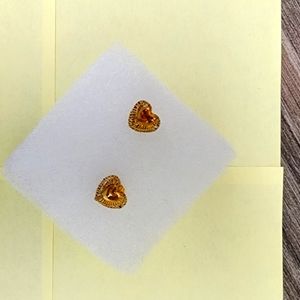 21k 1.6 grams Earrings Heart Yellow Gold